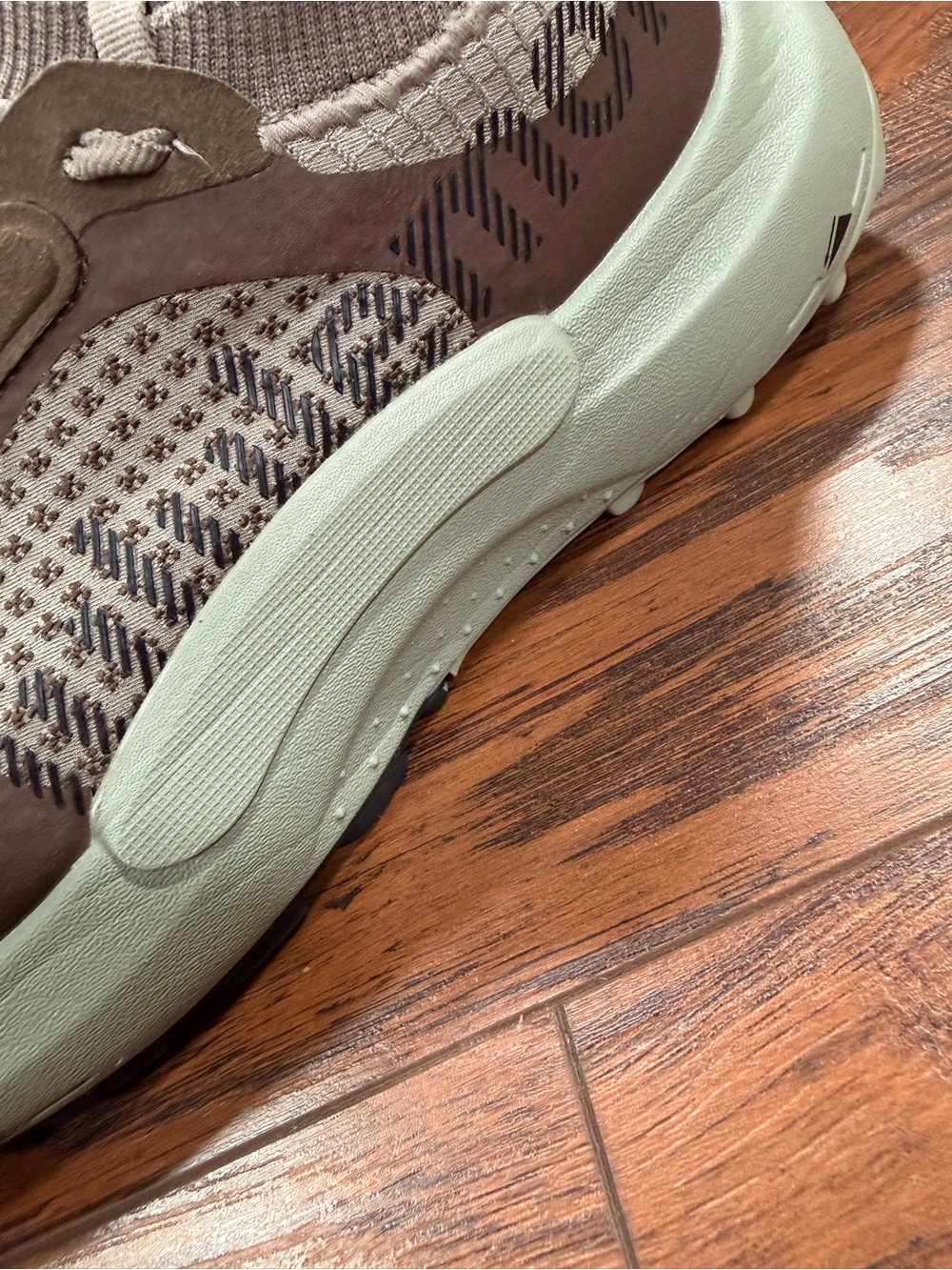 lululemon athletica Men's Mint Green and Brown Athletic Shoes - Picture 13 of 16